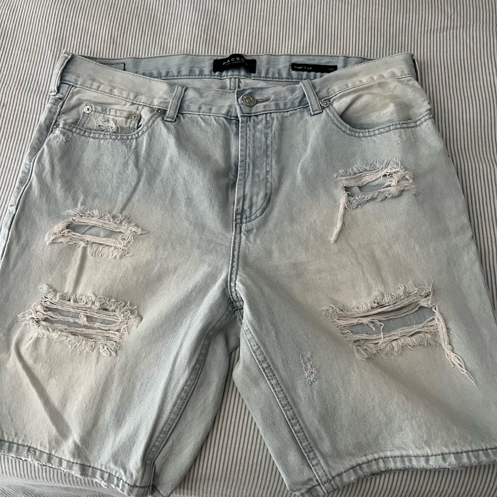 Men’s shorts